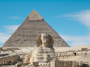 ピラミッド観光　エジプトツアー